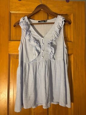 Doe & Rae Light Blue Ruffle V-Neck Sleeveless Peplum Tank